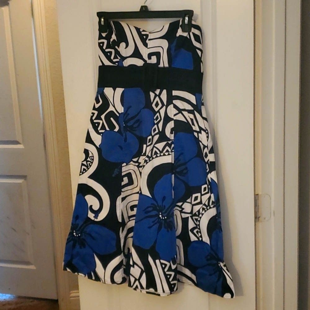 Strapless dress